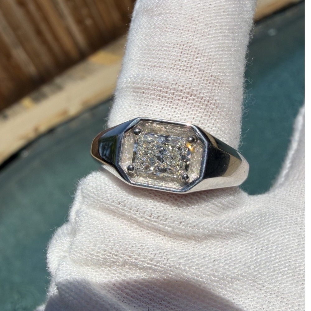 IGI Certified Men's Lab Created Diamond Ring 1.17ct Radiant Silver